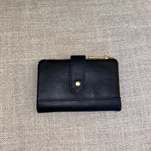 STORE CLOSING! Fossil wallet